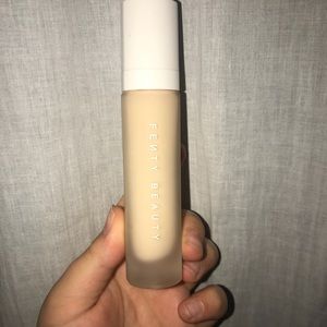Fenty beauty  Pro filter long where foundation
